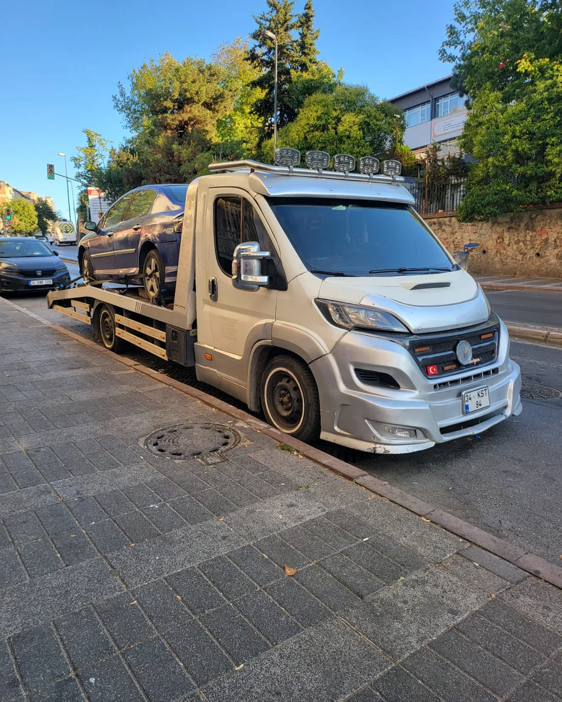 Konyaaltı oto çekici